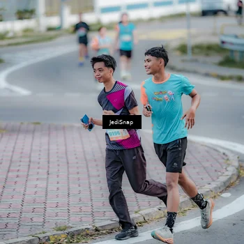 Runner Photo 8281984