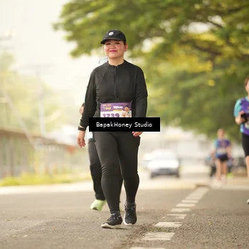 Runner Photo 8282001