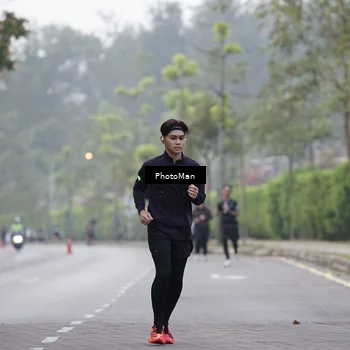 Runner Photo 8282002