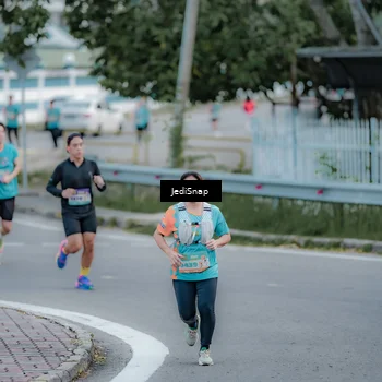 Runner Photo 8282030