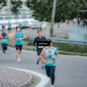 Runner Photo 8282054