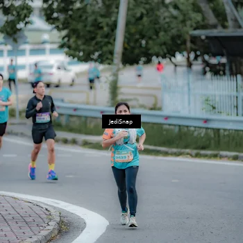 Runner Photo 8282057