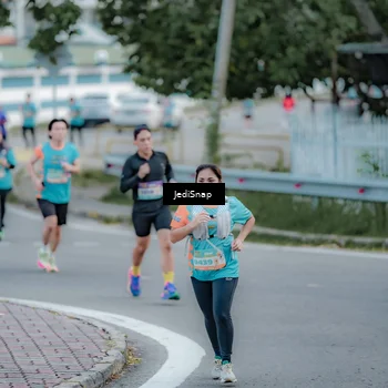 Runner Photo 8282059