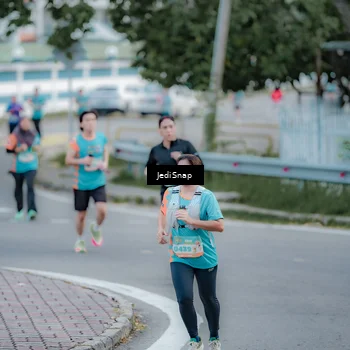Runner Photo 8282073