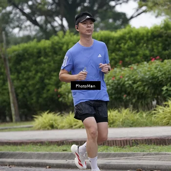 Runner Photo 8282100