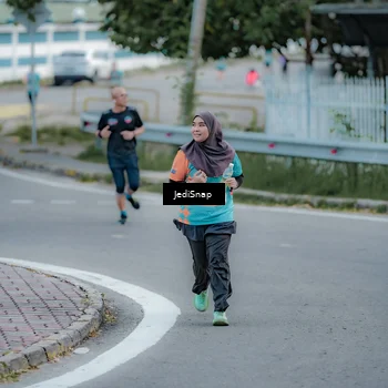 Runner Photo 8282243