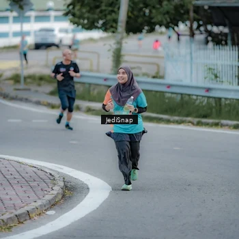 Runner Photo 8282264