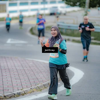 Runner Photo 8282312