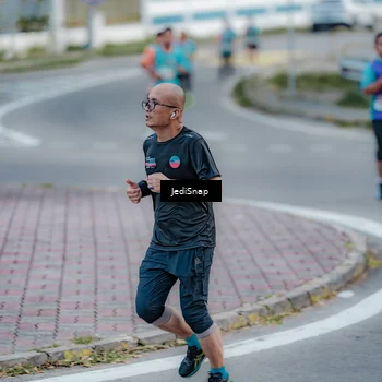 Runner Photo 8282394