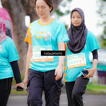 Runner Photo 8282400