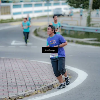 Runner Photo 8282445