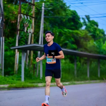 Runner Photo 8282488