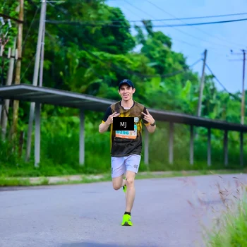 Runner Photo 8282500
