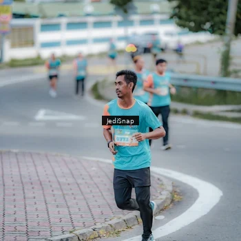 Runner Photo 8282533