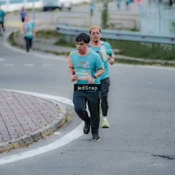 Runner Photo 8282538