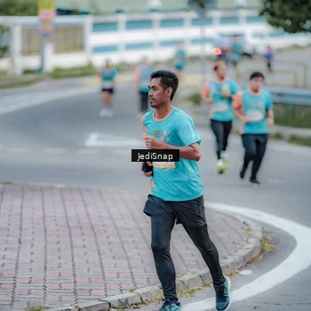 Runner Photo 8282554