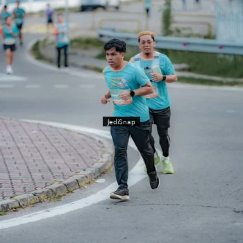 Runner Photo 8282555