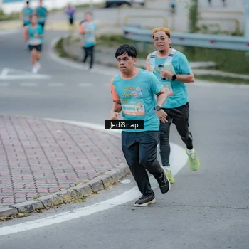 Runner Photo 8282565