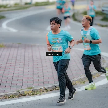 Runner Photo 8282590