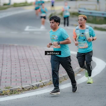 Runner Photo 8282601