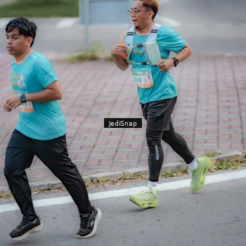 Runner Photo 8282611