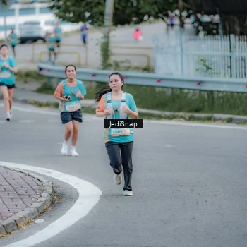 Runner Photo 8282655