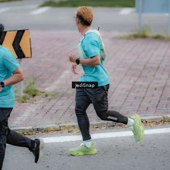 Runner Photo 8282656