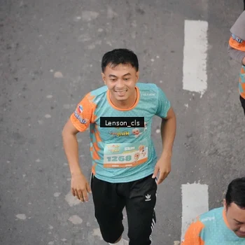 Runner Photo 8282673