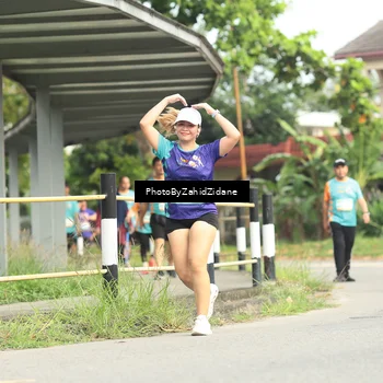 Runner Photo 8282675