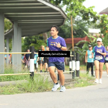 Runner Photo 8282702