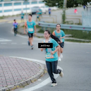 Runner Photo 8282703