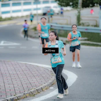 Runner Photo 8282705