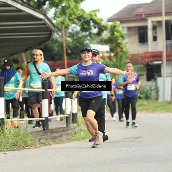 Runner Photo 8282735