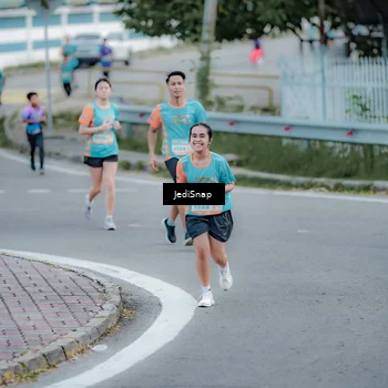 Runner Photo 8282763