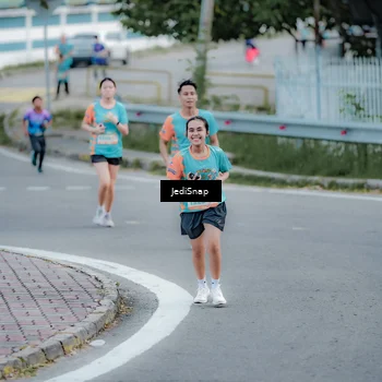 Runner Photo 8282766