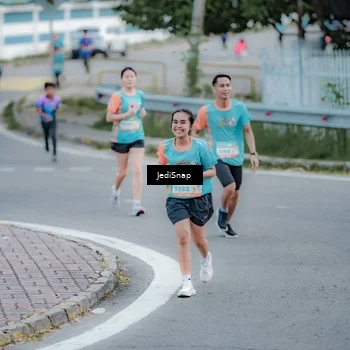 Runner Photo 8282786