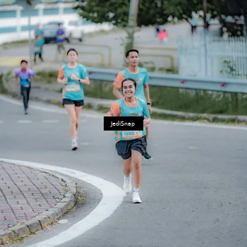 Runner Photo 8282791