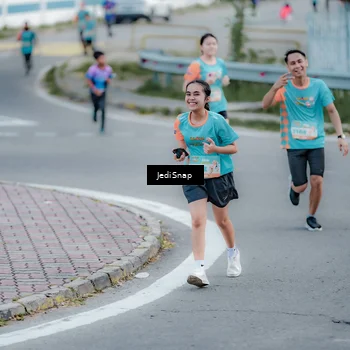 Runner Photo 8282819