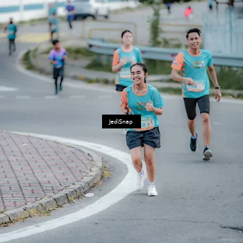 Runner Photo 8282823