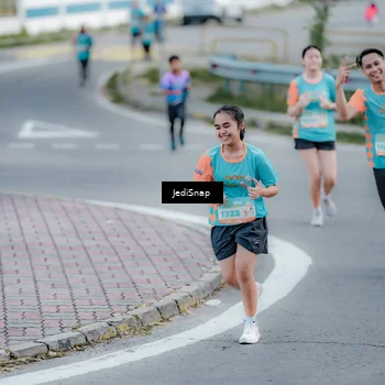 Runner Photo 8282842