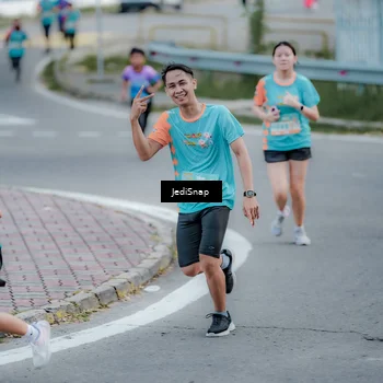 Runner Photo 8282878