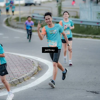 Runner Photo 8282914