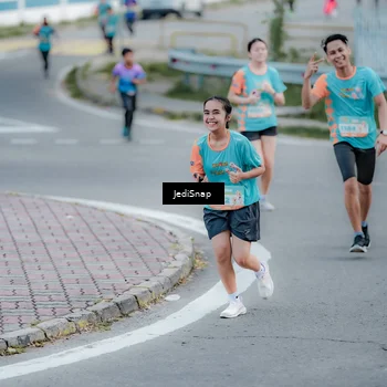 Runner Photo 8282944
