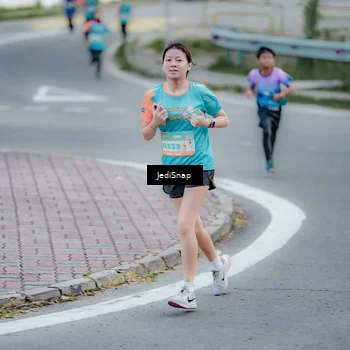 Runner Photo 8282966