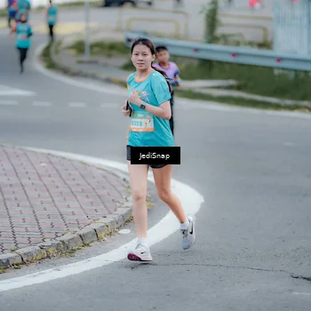 Runner Photo 8282993