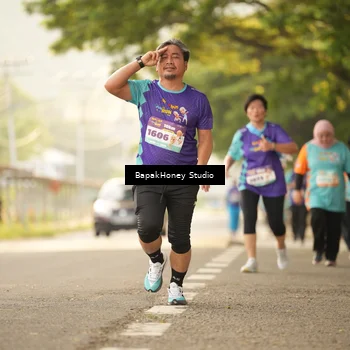 Runner Photo 8283008