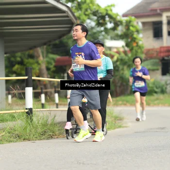 Runner Photo 8283012