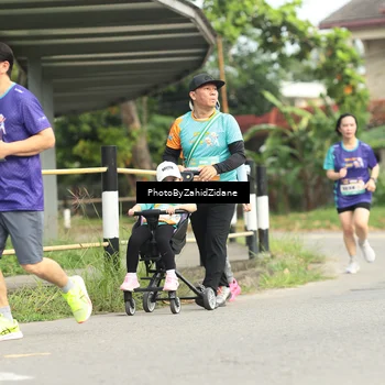 Runner Photo 8283036