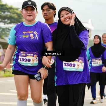 Runner Photo 8283037