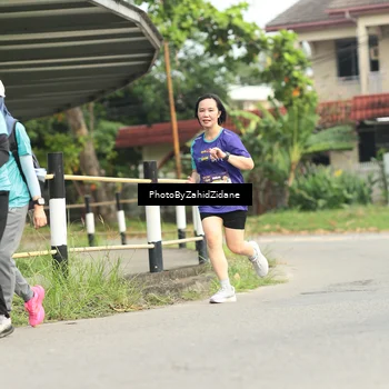 Runner Photo 8283044
